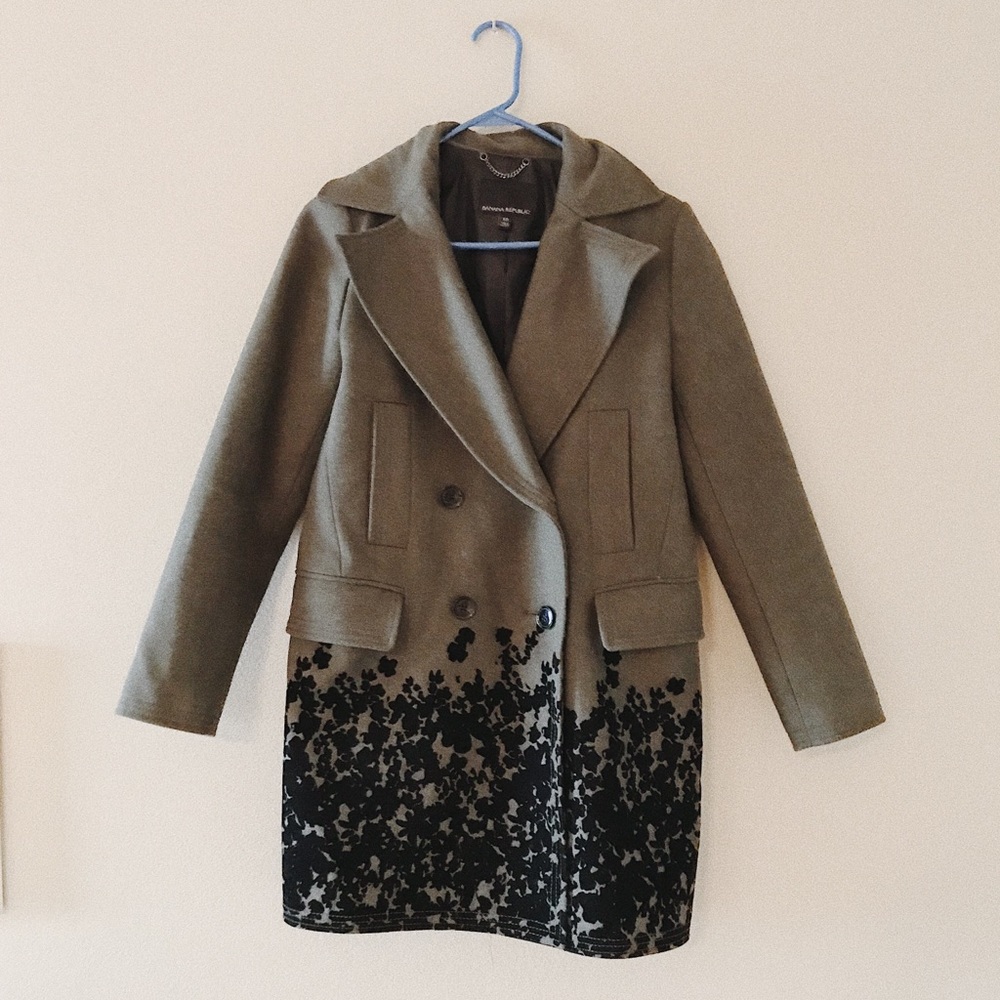 Stunning Banana Republic Coat